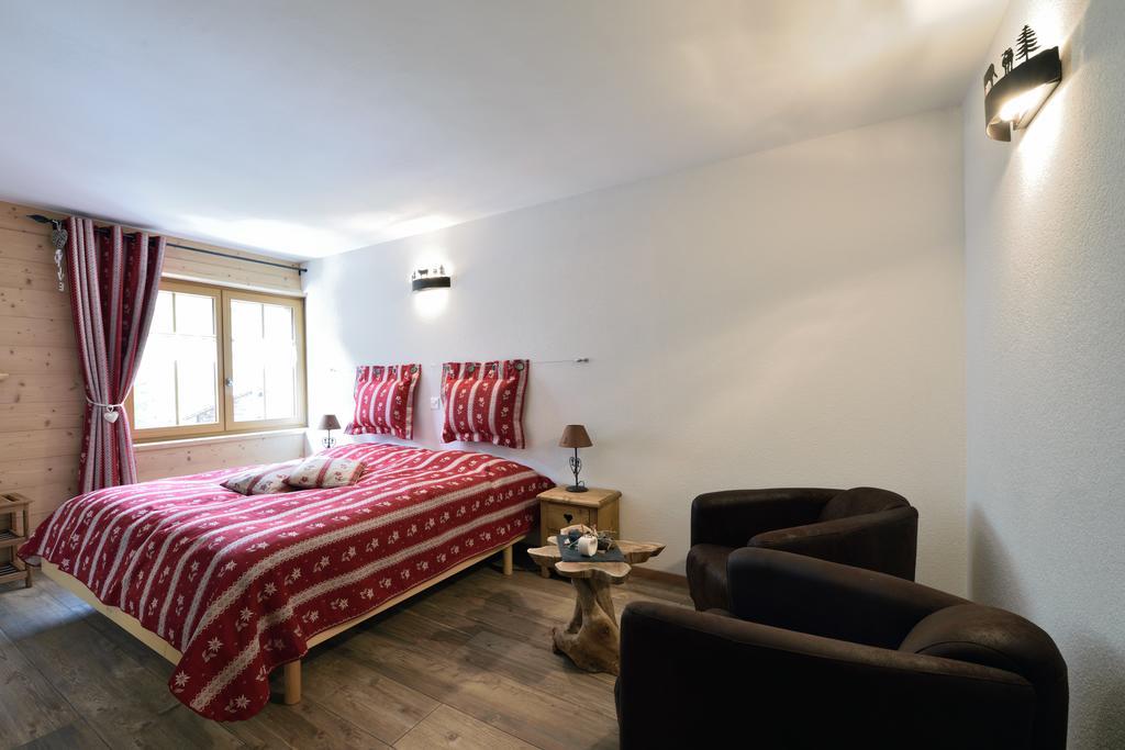 Hotel Les Mélèzes Haudères Szoba fotó