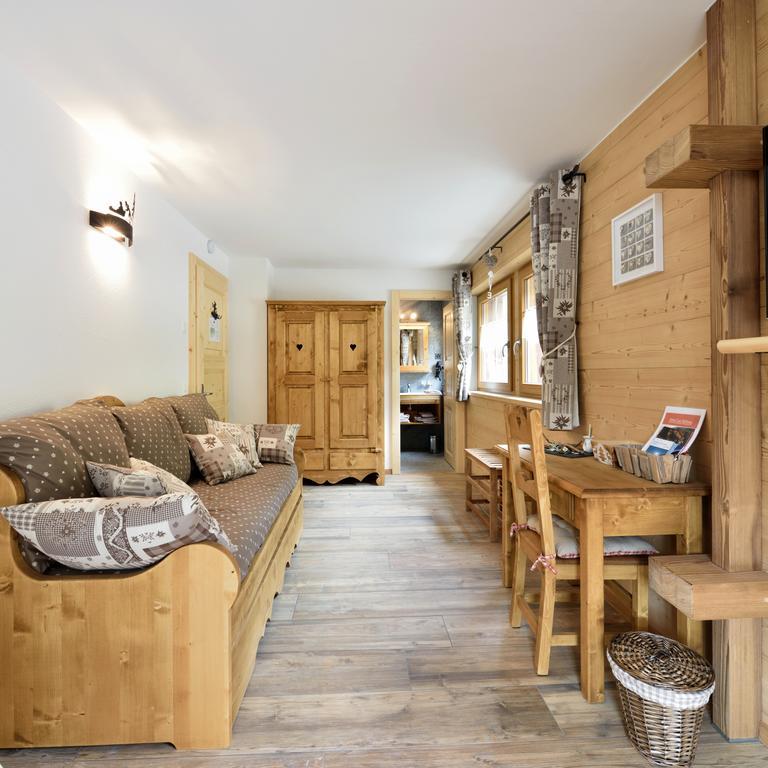 Hotel Les Mélèzes Haudères Szoba fotó