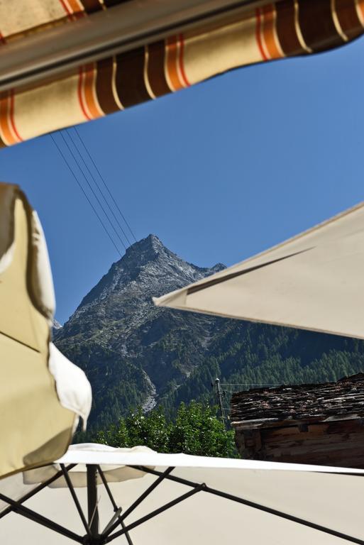 Hotel Les Mélèzes Haudères Kültér fotó