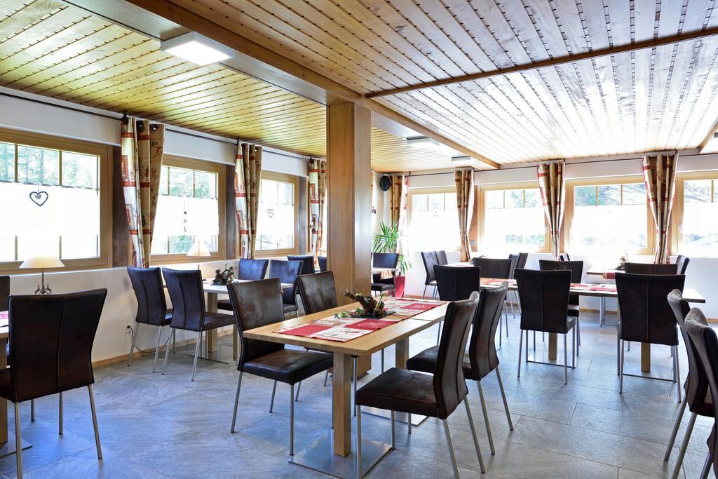 Hotel Les Mélèzes Haudères Kültér fotó