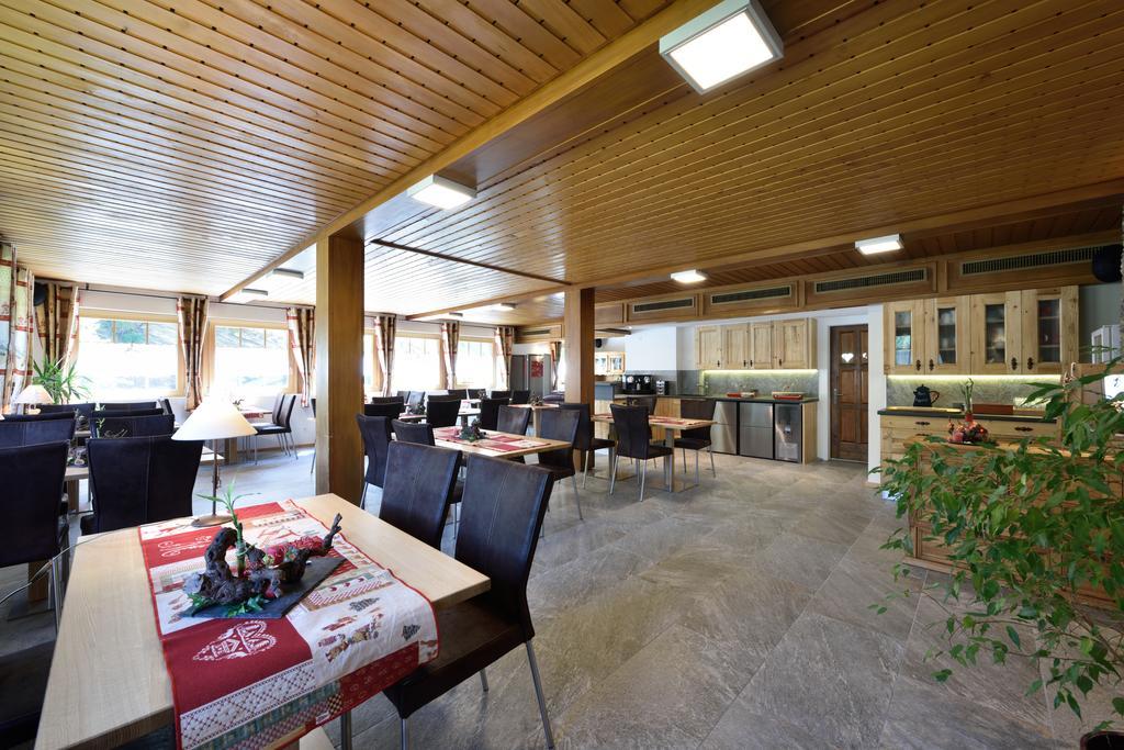 Hotel Les Mélèzes Haudères Kültér fotó
